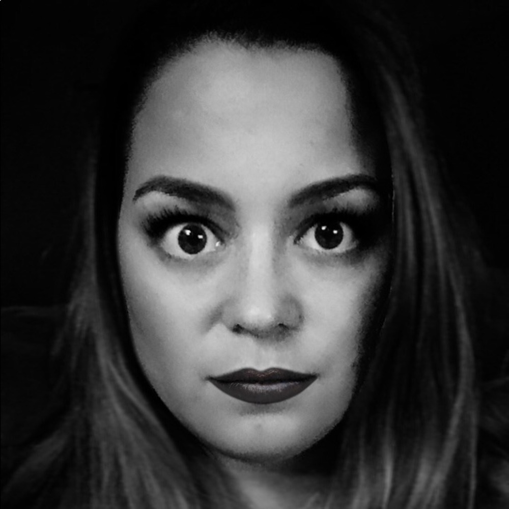 Meet your Posher, Emlie
